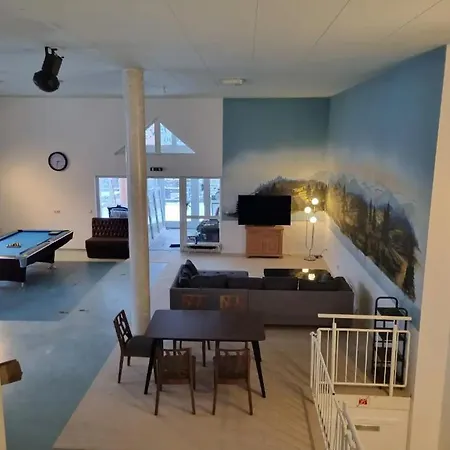 Σπίτι διακοπών Loft With 140 Sqm Of Living Space For Rent Enzklösterle